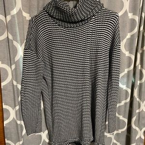 Women’s sweater